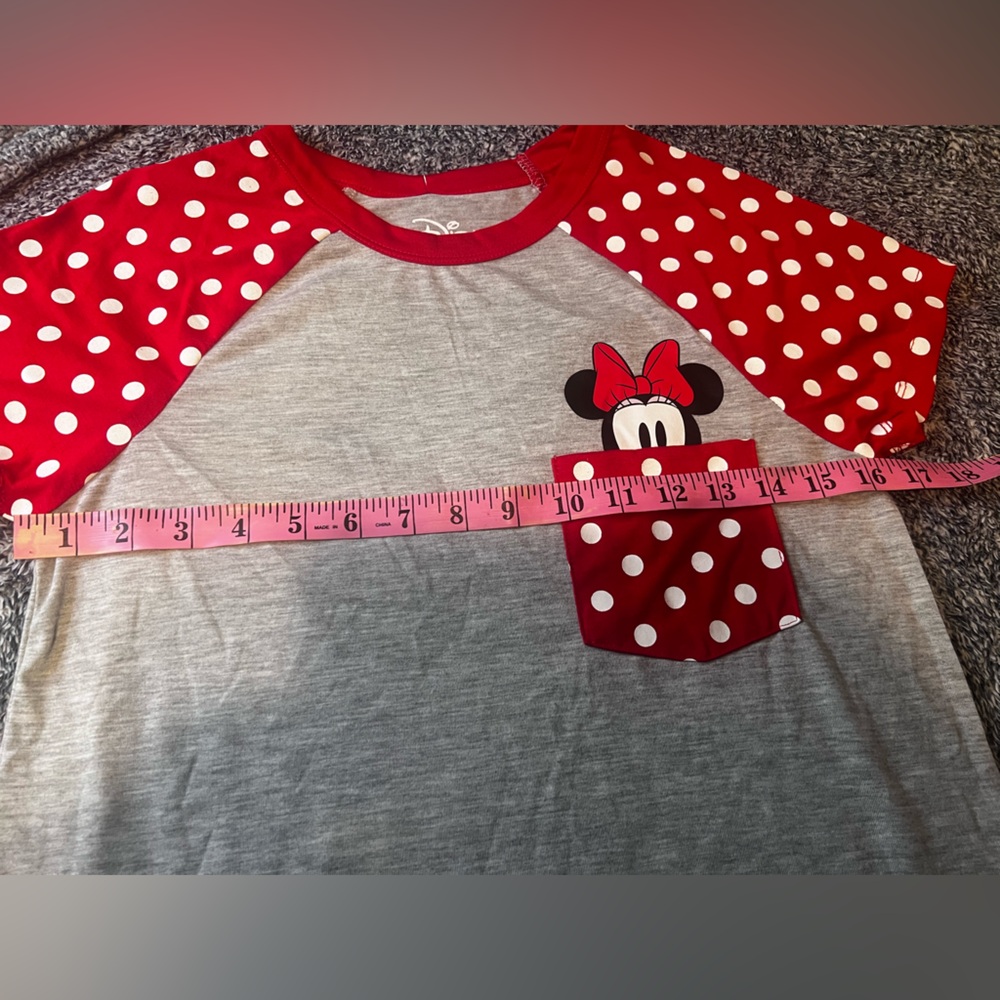 New / Disney Gray T-Shirt with Red Accents Girls - Picture 4 of 6